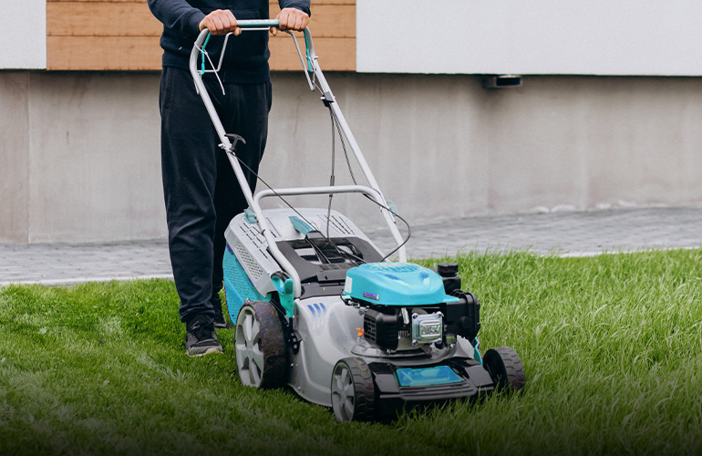 CORTADORA DE CÉSPED CORTADORA DE CÉSPED
